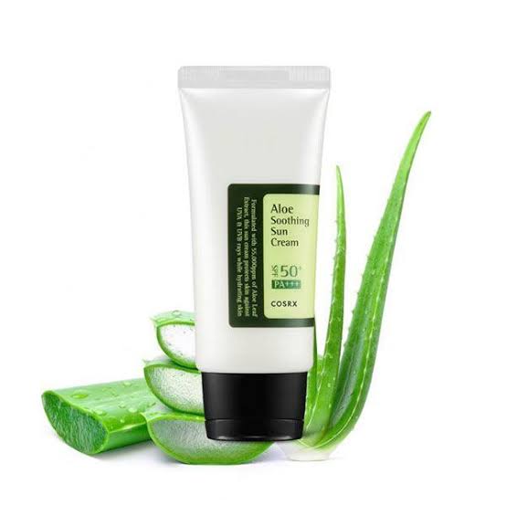 ضد آفتاب SPF۵۰ آلوئه ورا کوزارکس