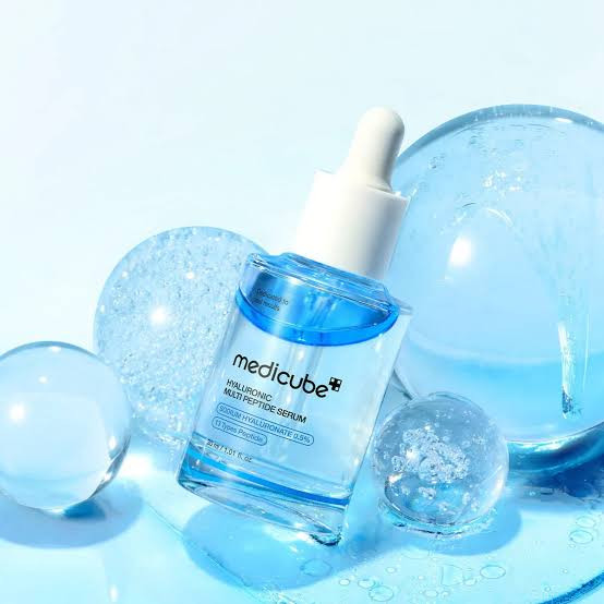 سرم آبرسان و جوانساز پوست مدیکیوب مدل Hyaluronic Multi Peptide مناسب برای انواع پوست حجم 30 میلیلیتر